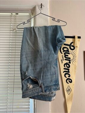 Abercrombie Mom Jean